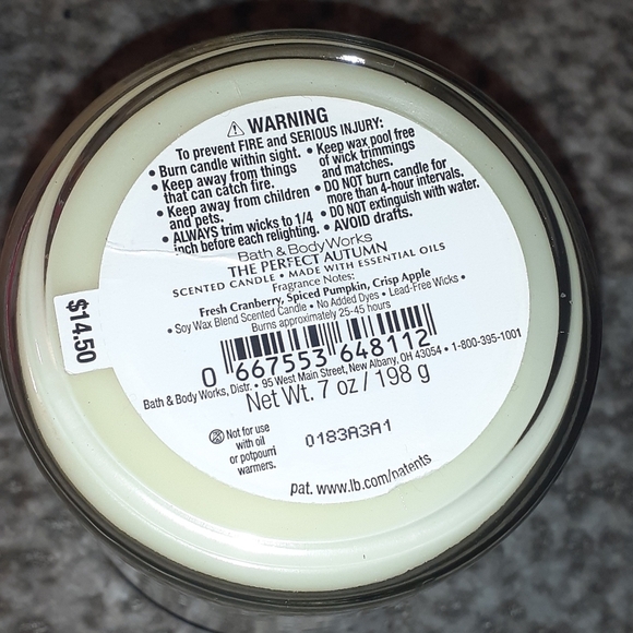 BBW THE PERFECT AUTUMN Single Wick Candle 7 oz - Picture 3 of 4